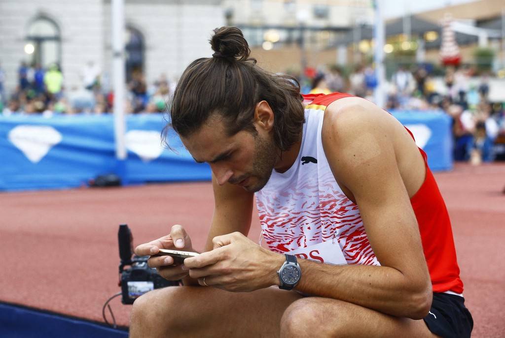 雷速官网-瑞士跳高选手刷新个人最好成绩