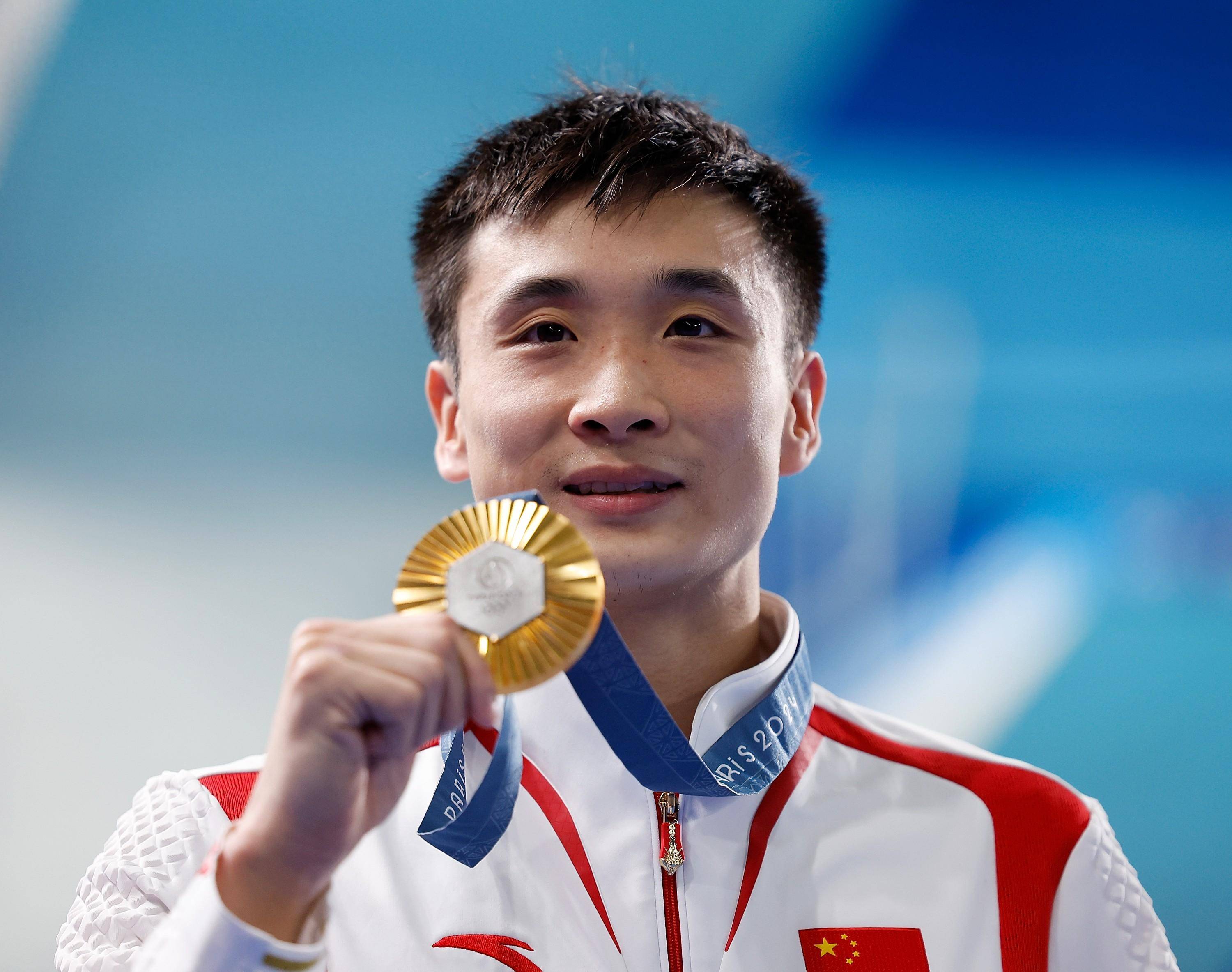 雷速直播-跳水比赛花样多，中国队占据优势