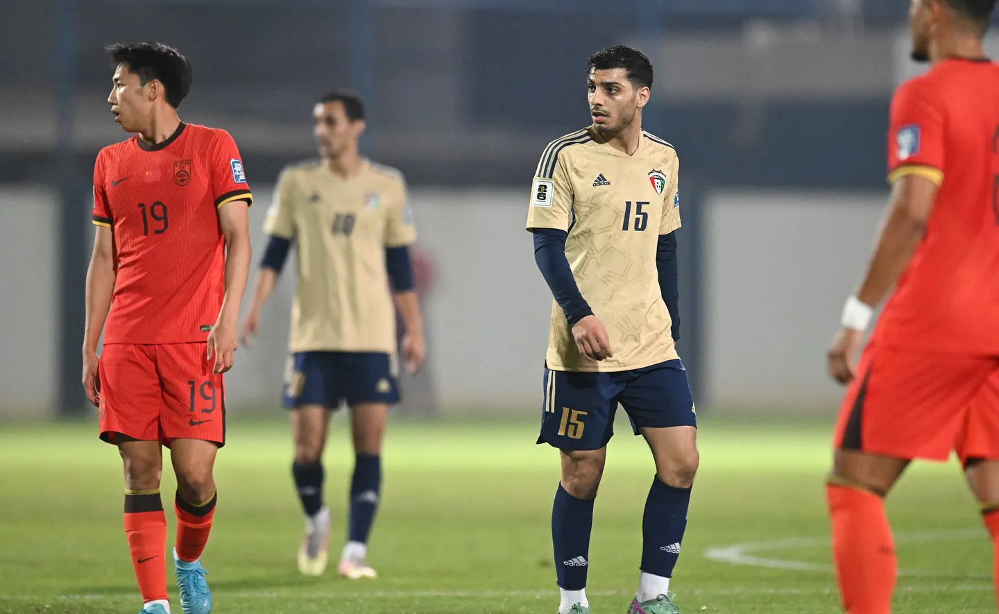 雷速官网下载-一位实力雄厚的球员在最新比赛中崭露头角